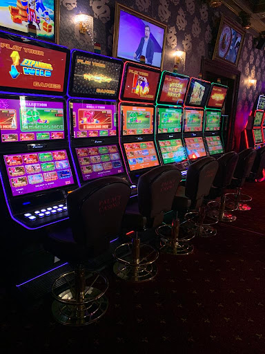 Palace Casino at Casa Vernescu