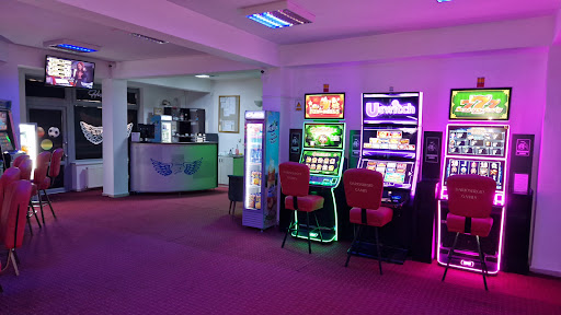 House of Games by Dariosergio