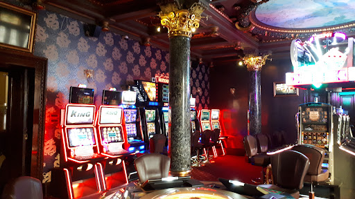 Palace Casino at Casa Vernescu