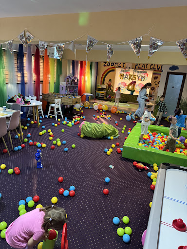 Zoomzy Play Club