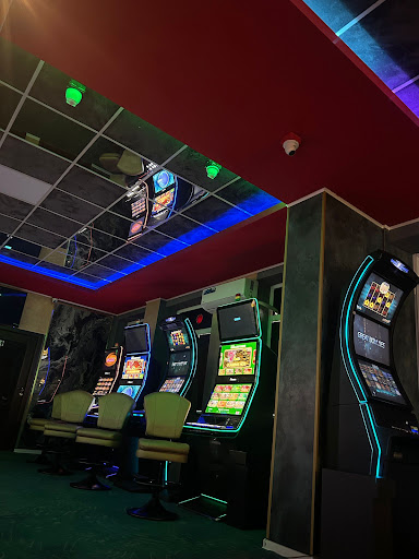 Central Slots